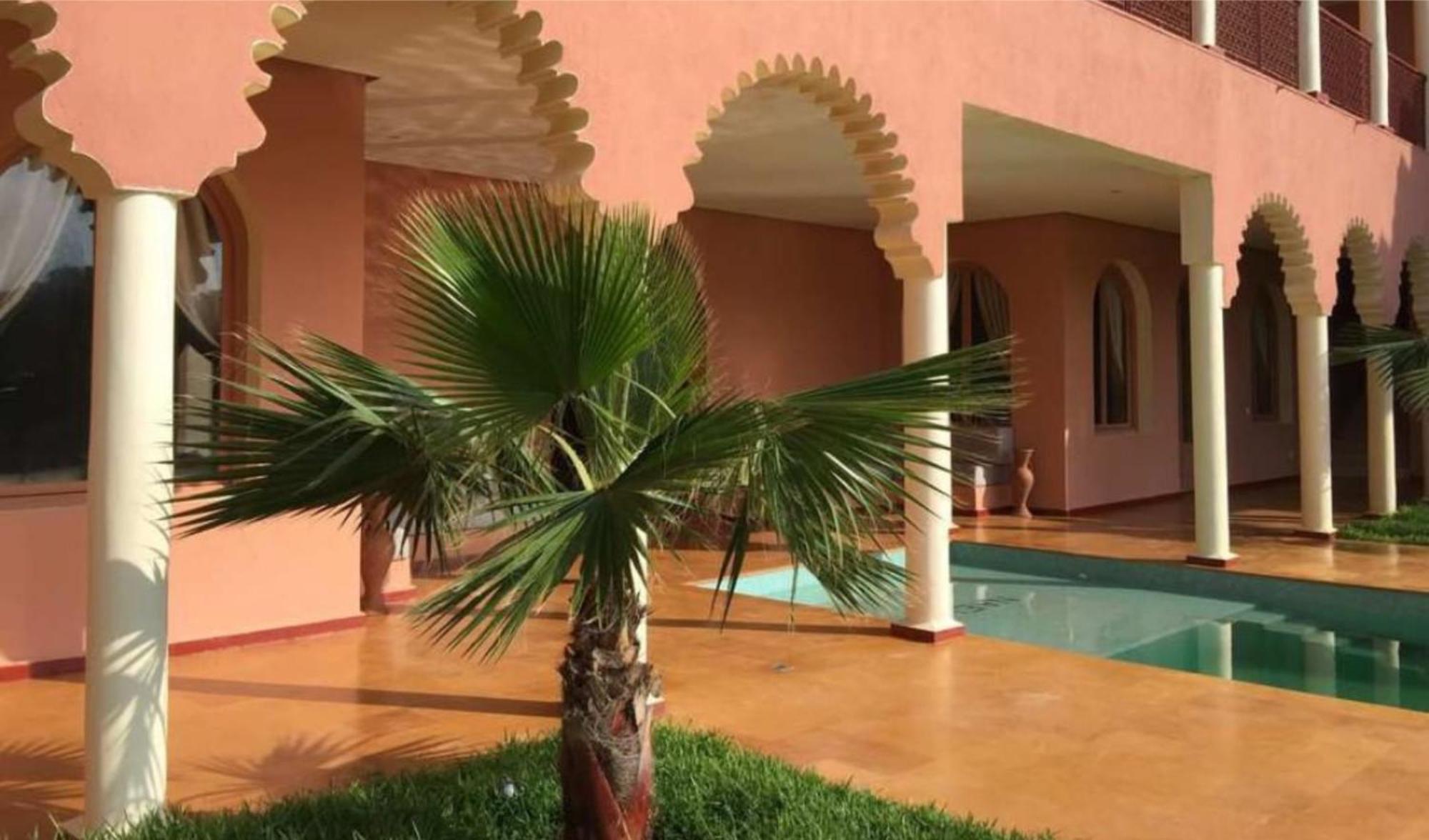 Dar De Santis 4*